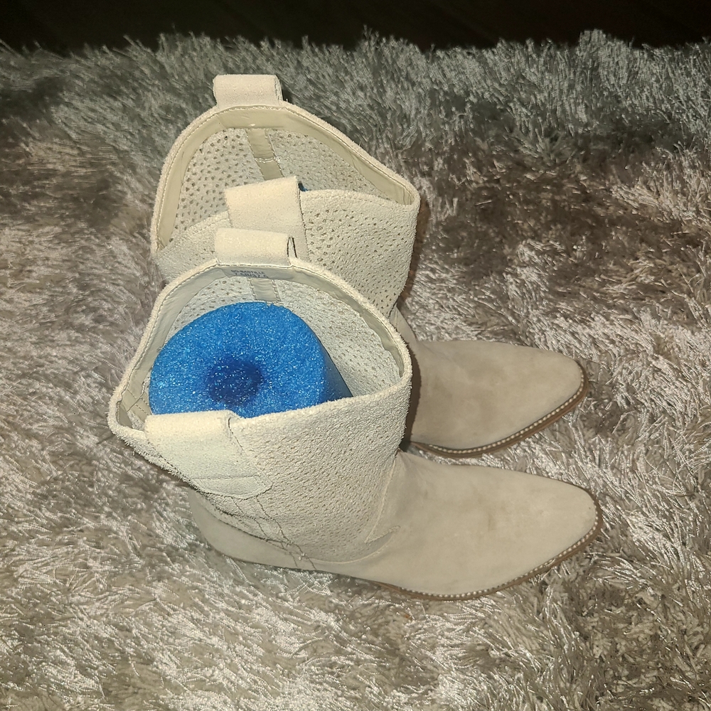 BCBG Beige Western Ankle Boots - Picture 5 of 9